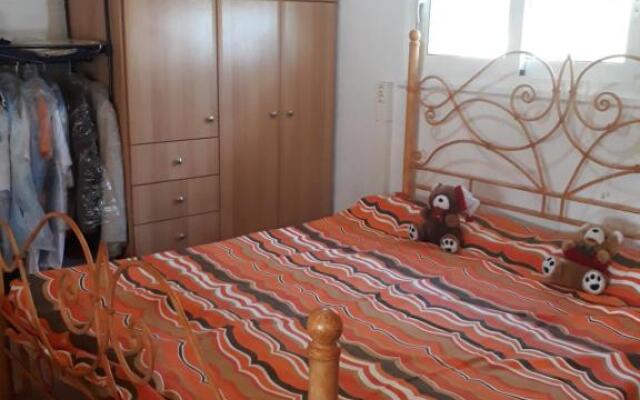 Διπλακατοικια Δηλεσι