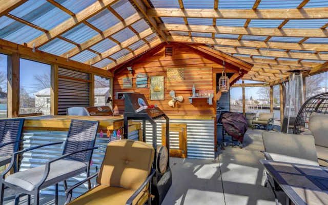 Port Clinton House w/ Boat Dock on Portage River!