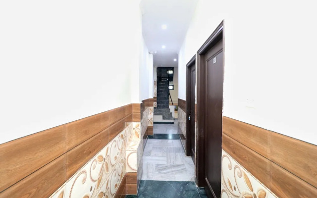 Hotel Mall Residency By OYO Rooms