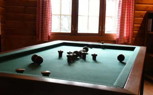 Spacious 8-bedroom Chalet