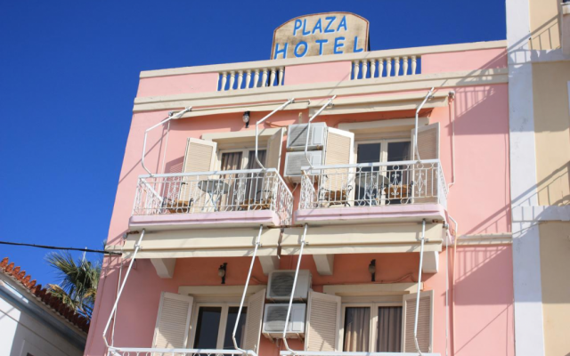 Hotel Plaza