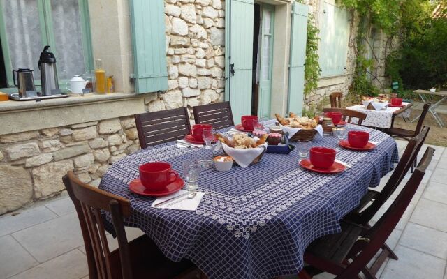 Le Mas des Sages