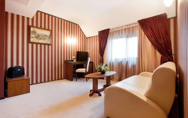 Best Western Plus Bristol Hotel