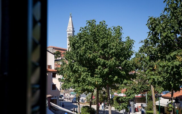 Valdibora Seaview Residence