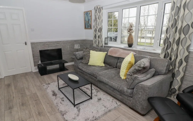 48 Gower Holiday Village