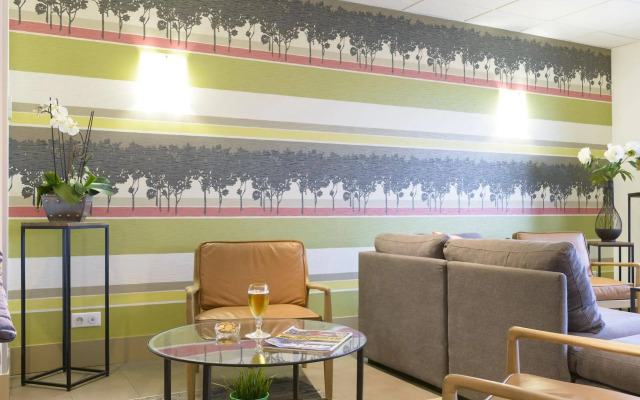 Brit Hotel Reims Croix Blandin
