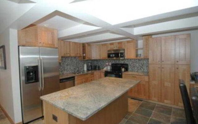 Cottonwood Condominiums