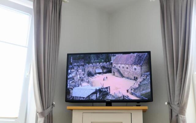 Andreas-Nielsen-Str. 12, W1