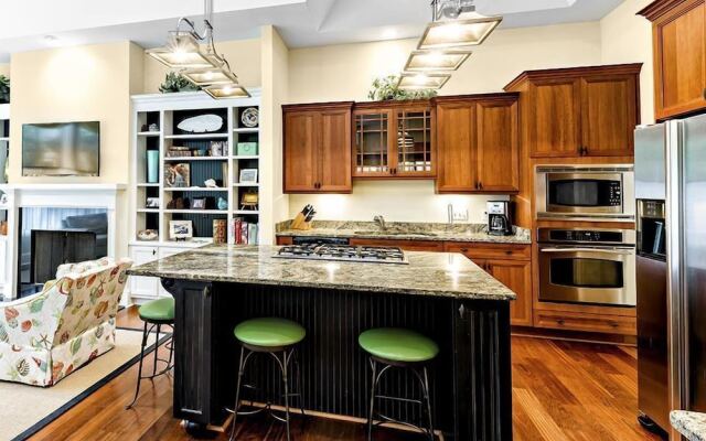 Su Casa 5 Bedroom Holiday Home