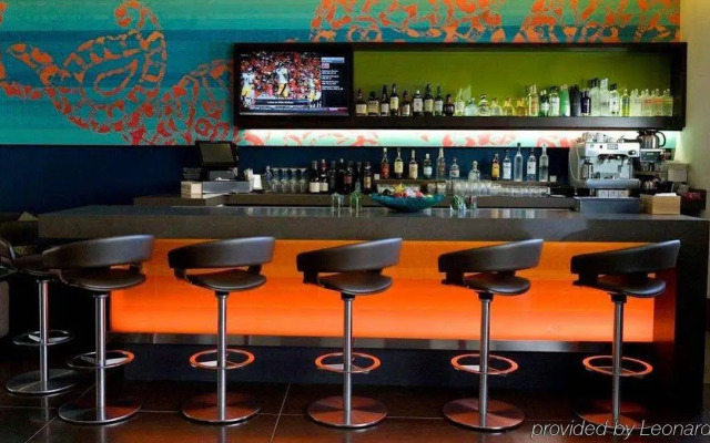 SIRTAJ - Beverly Hills