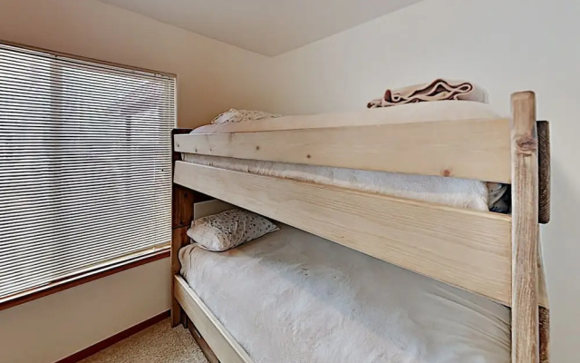 1559nort 3 Bedroom Home