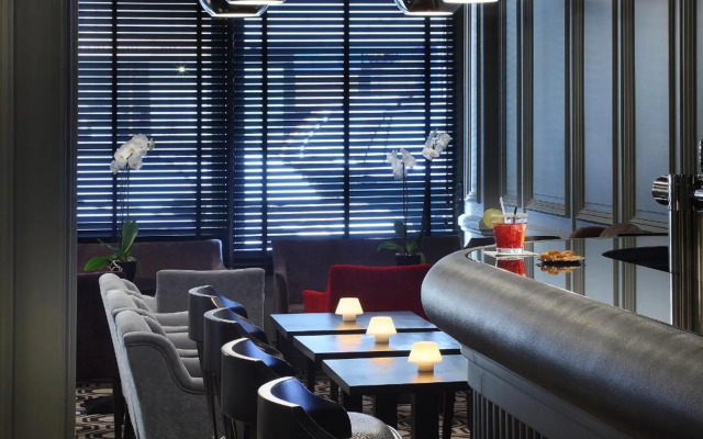 Hotel Le Cinq Hyper Centre Ville
