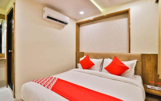 OYO 22673 Hotel Suncity