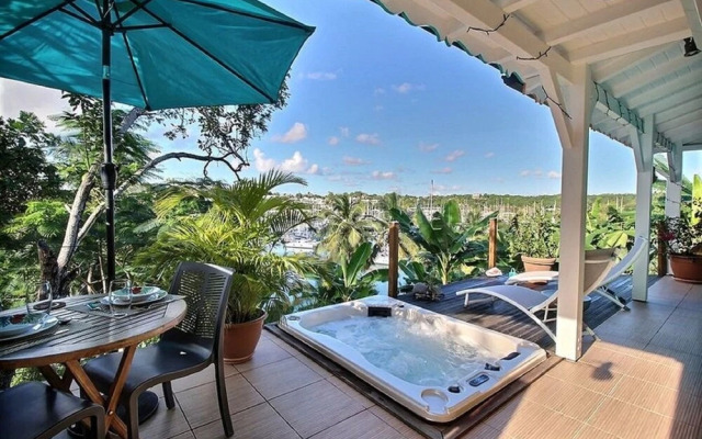 Bungalow Vue Sur Marina- Ponton Privatif