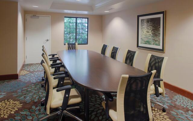 Staybridge Suites Fayetteville/Univ Of Arkansas by IHG