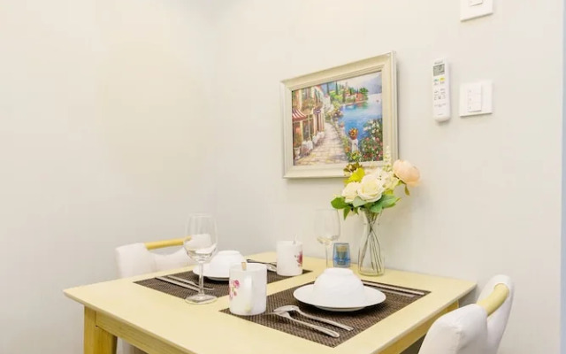 Jennifer House - Millenium Apartment
