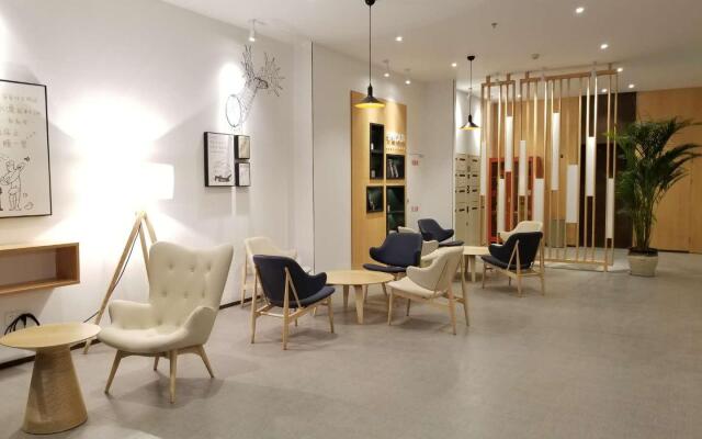 HanTing Hotel (Shangqiu Xiayi County Passenger Transport Terminal)