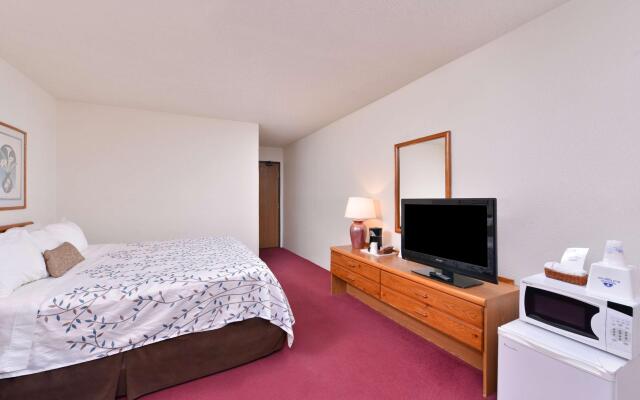 Americas Best Value Inn & Suites International Falls