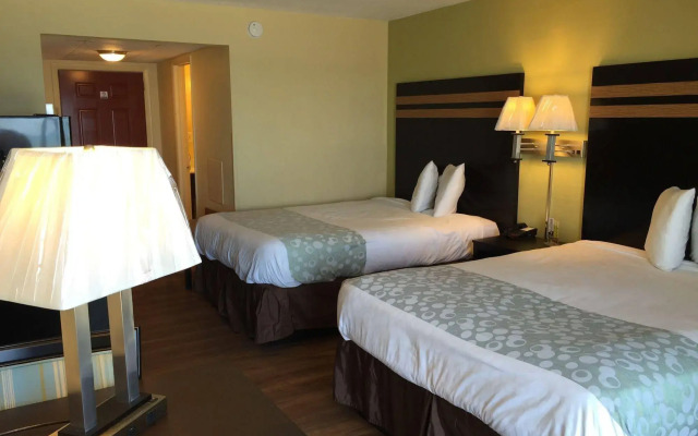 Blu Atlantic Oceanfront Hotel & Suites