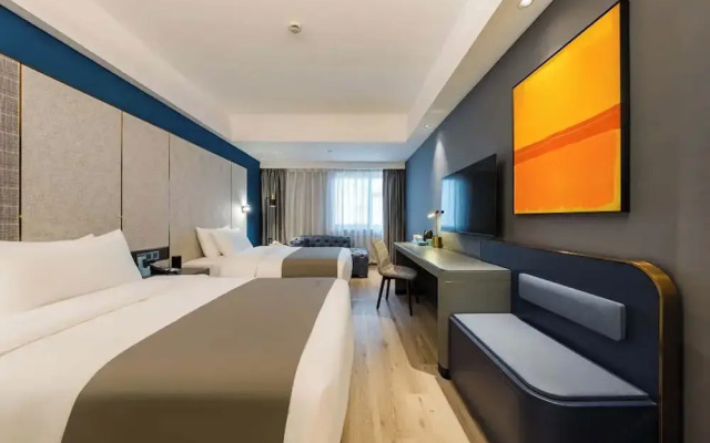 Shanghai Lujiazui Area BaBaiBan LANOU Hotel