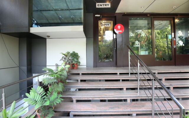 OYO 2120 Hotel Silver Haze