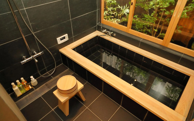 Satoi Omiya Gojo Seishi