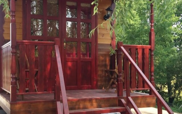 Bungalow With one Bedroom in Nouic, With Furnished Garden