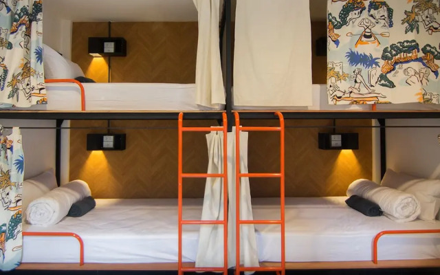 TAN Hostel x Cafe - Adults Only