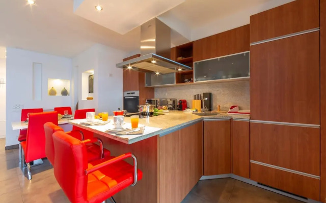 Art Apartment in Locarno