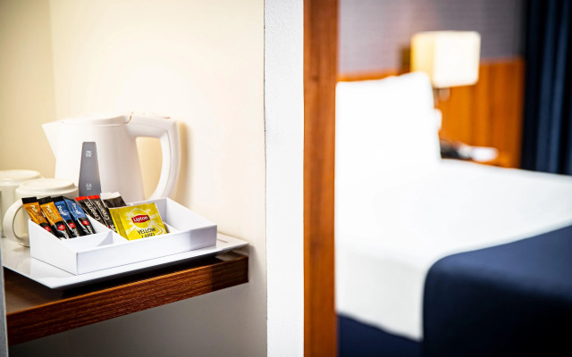 Holiday Inn Express Amsterdam - Sloterdijk Station by IHG