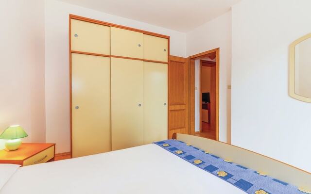 Apartments Lapida