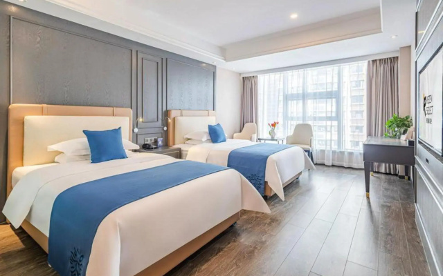 Rezen Select Hotel（Rizhao Wanda Plaza）