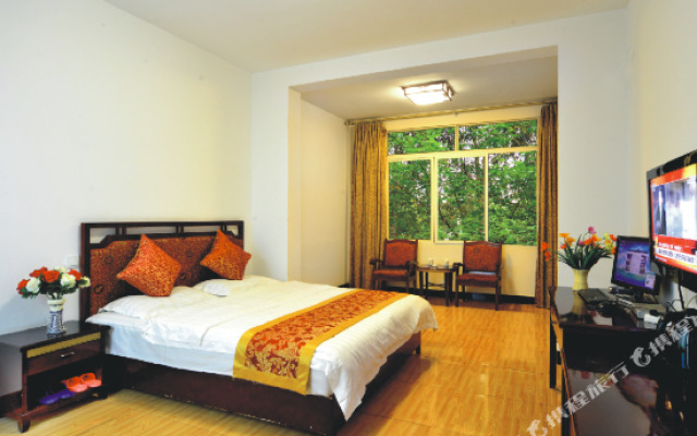 E'mei Mountain Cuizhu Hotel