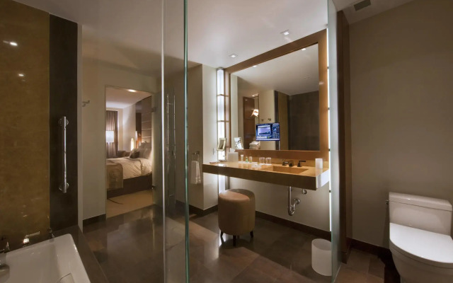 JW Marriott Marquis Miami