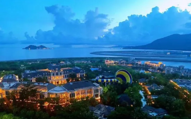 Sun Moon Star Surf Sea View Resort (Wanning Sun Moon Bay Branch) – Outside – Wanning