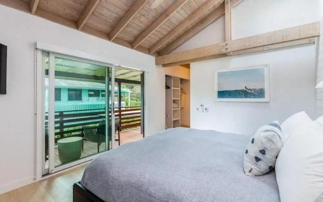 Haena Place 3 Bedroom Home by RedAwning