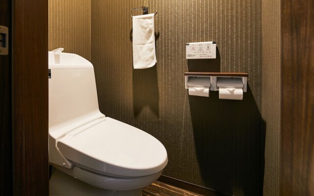 River Side Tofukuji West