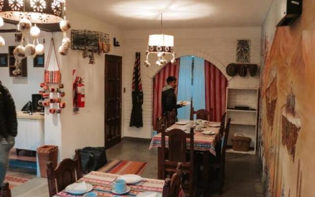 La Colorada Hostal