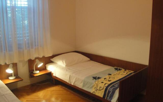 Apartments Jakov G.