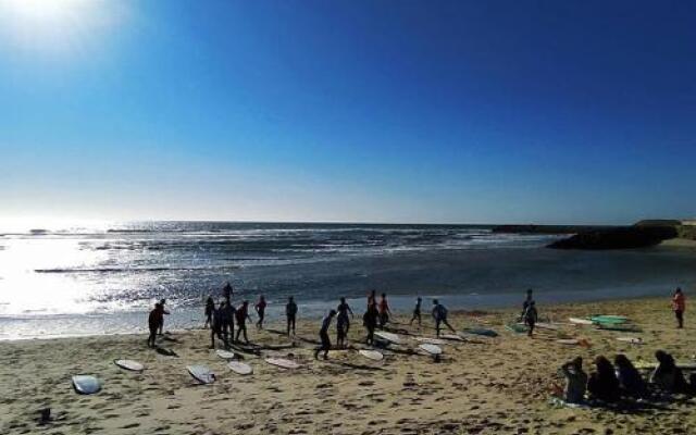 Furadouro Surf Camp (Studios)