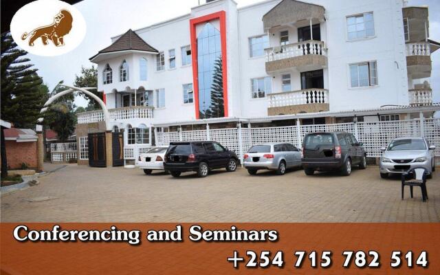 Simba Village Relax Inn