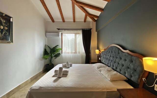 Fethiye Patara 2 Titanic Villa