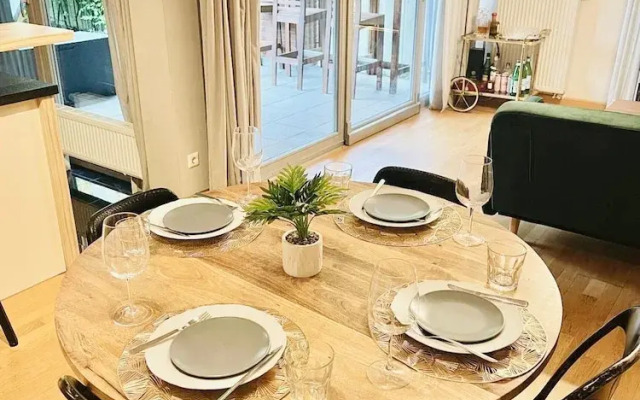 Chic one bedroom with parking&terrace