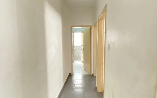 Pé na Areia Praia da Guilhermina IV