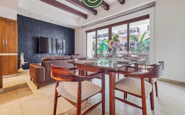 Luxury 2BR Condo in Romatic Zone - Rooftop Pool