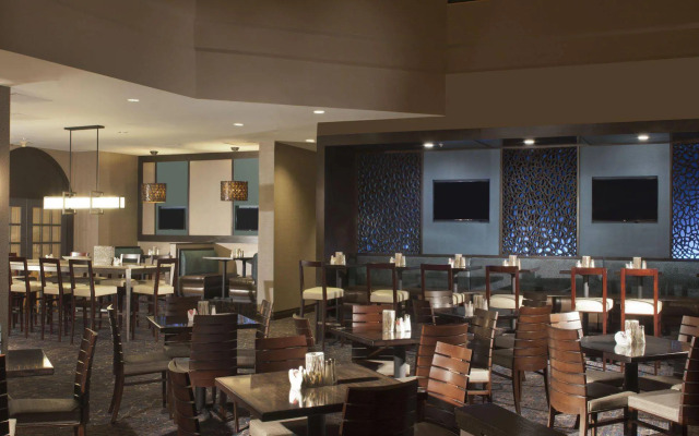 Embassy Suites by Hilton Houston Near the Galleria