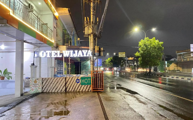 OYO 586 Hotel Wijaya