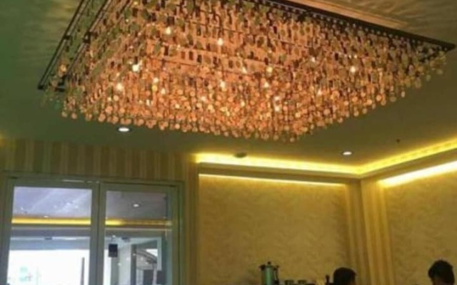 Dalian Peak Hotel