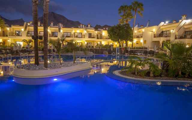 Royal Sunset Beach Club
