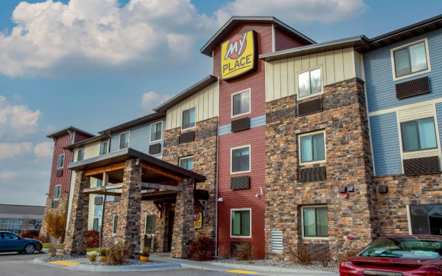 My Place Hotel - Fargo, ND